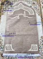 Padded chenille prayer mat with mihrab design - Image 2