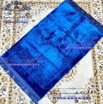 Plain embossed velvet prayer mat - Image 2