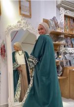 Oriental Soft Wool Kaftan - Image 6