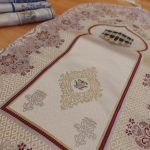 Small padded prayer mat - Image 10